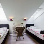 Heinsens Alojamento de Acomodação e Pequeno-almoço 3*