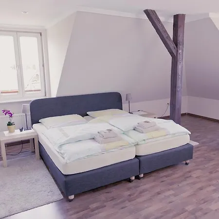 Heinsens Nocleg ze śniadaniem 3*