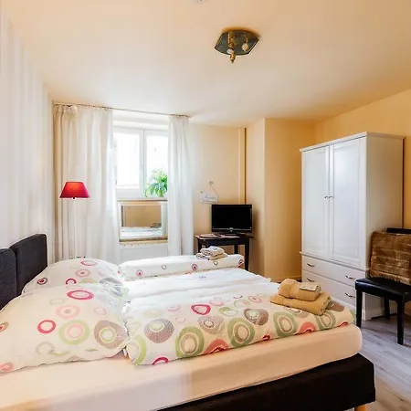 Nocleg ze śniadaniem Heinsens 3*